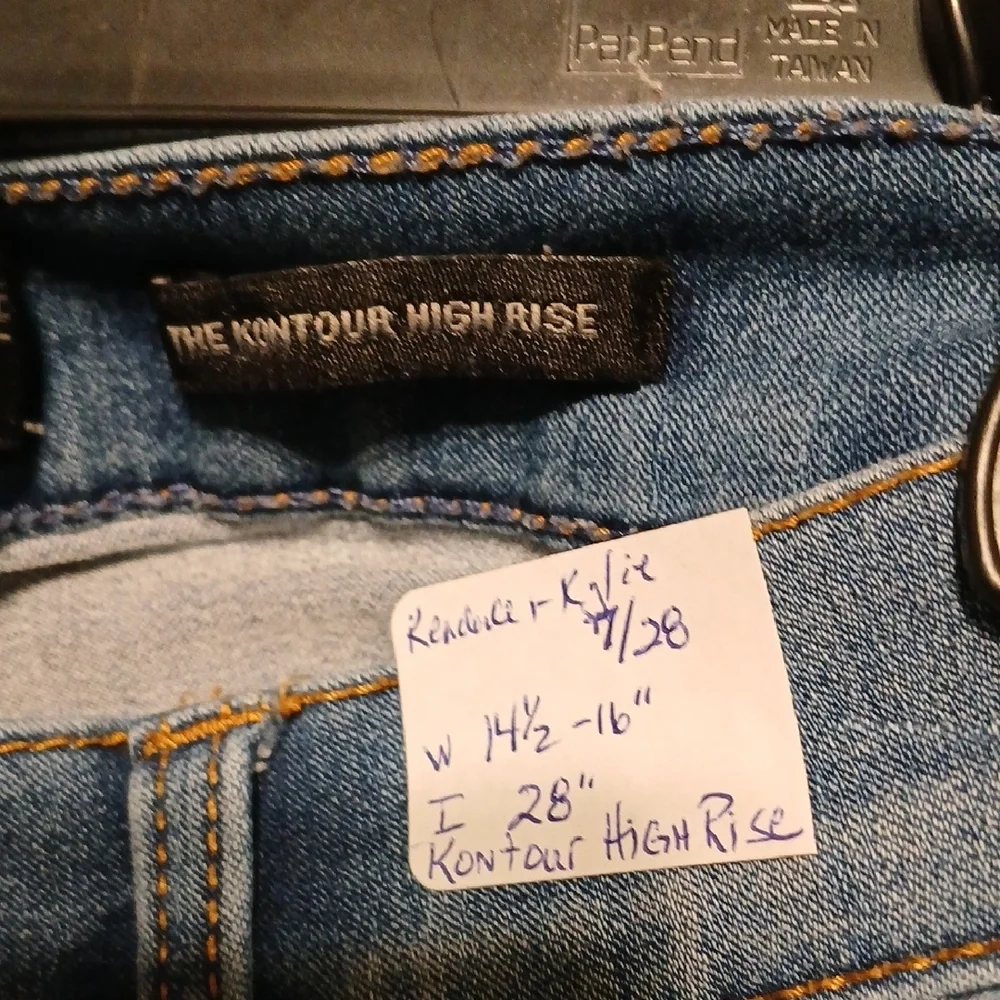 ⭐ any items with ⭐ 2for $5  Kendall & Kylie High Rise Blue Jeans - Picture 3 of 5